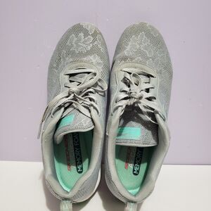 Skechers Air Element Gray / Mint Green Women's Sneakers Sz 9